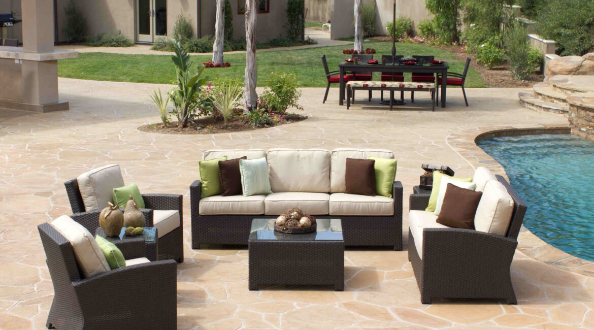 Wicker Pool Furniture