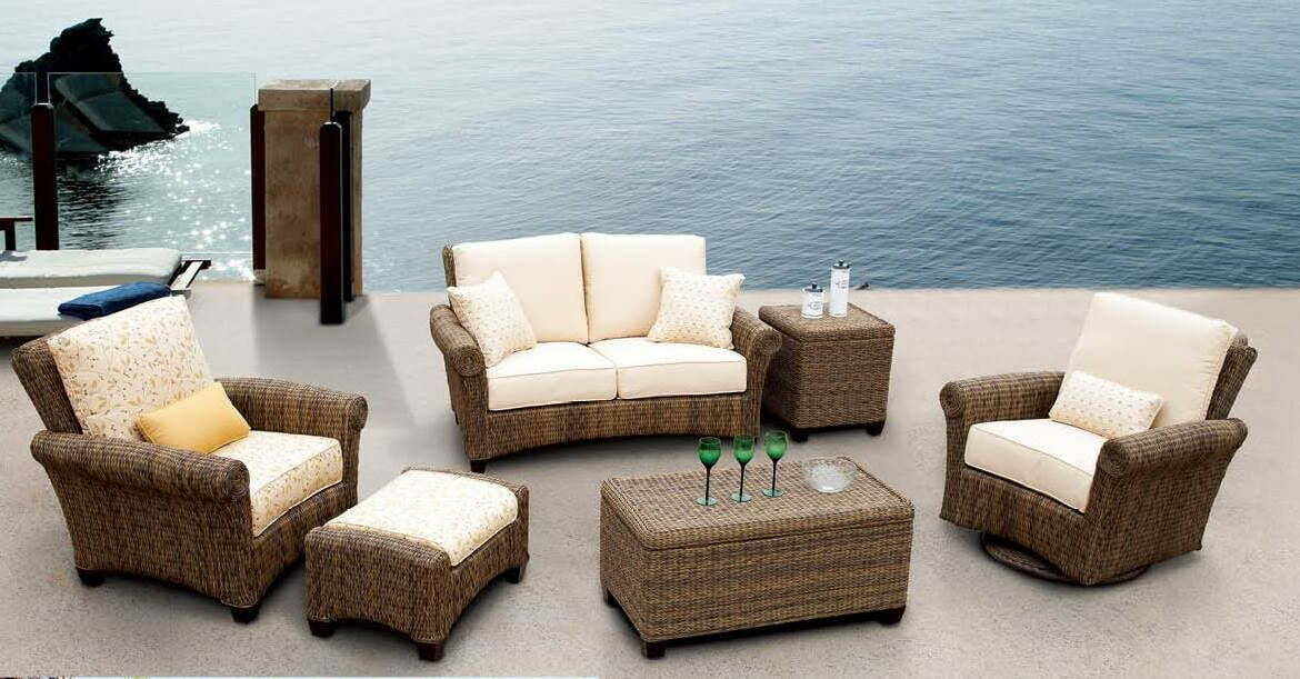 wicker patio furniture
