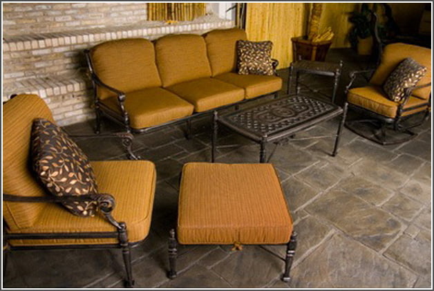 Perfect Outdoor Furniture for Your Porch