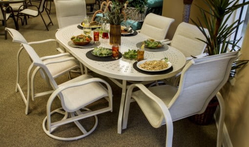 The Different Kinds of Outdoor Furniture
