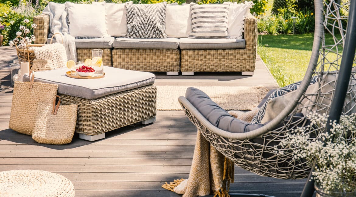 Long-Lasting-Outdoor-Furniture