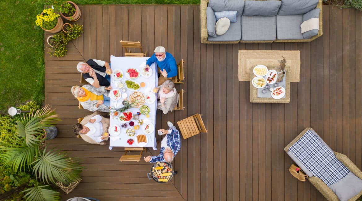 Planning-an-Entertaining-Ready-Patio-Layout