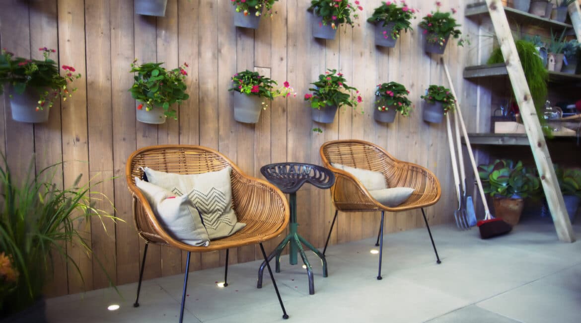 Why Orlando Residents Choose Palm Casual for Durable Outdoor Sets