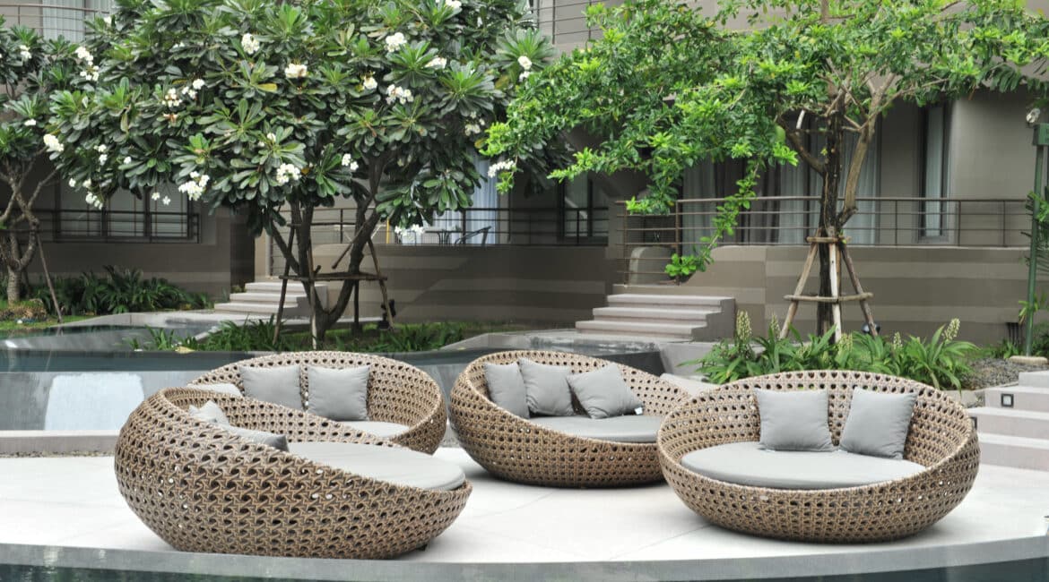aluminum wicker furniture