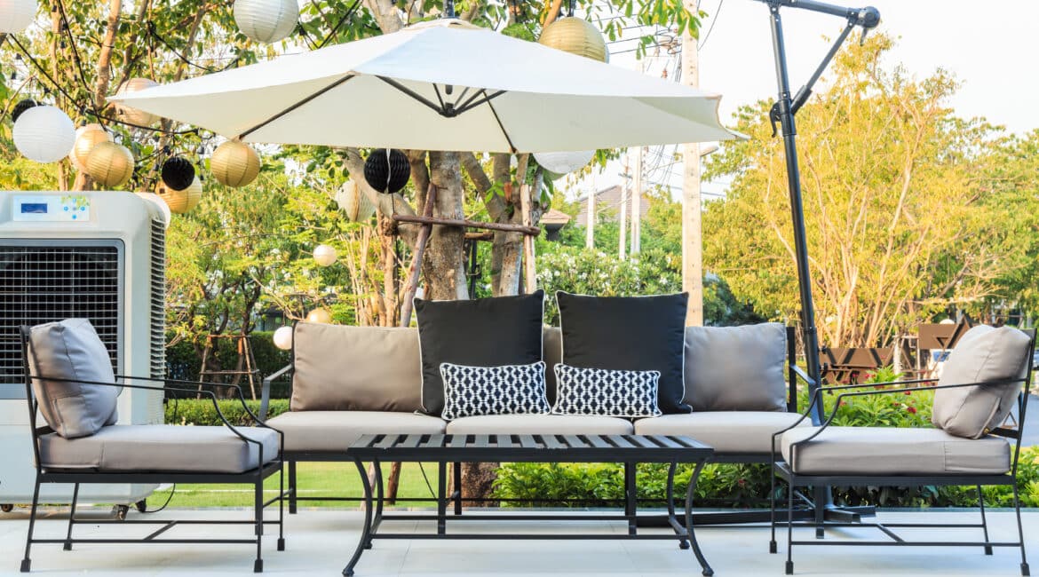 Customizing Your Outdoor Furniture: Fabric and Design Options Explained