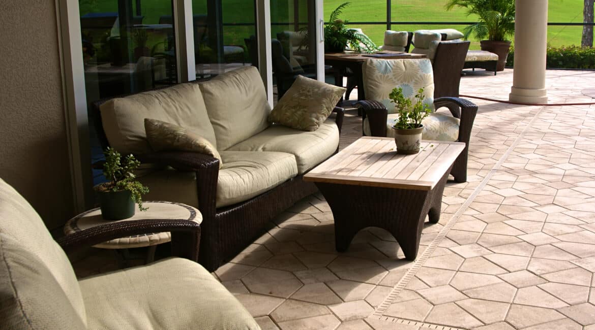 Why Comfortable Patio Furniture is a Game-Changer for Outdoor Entertaining