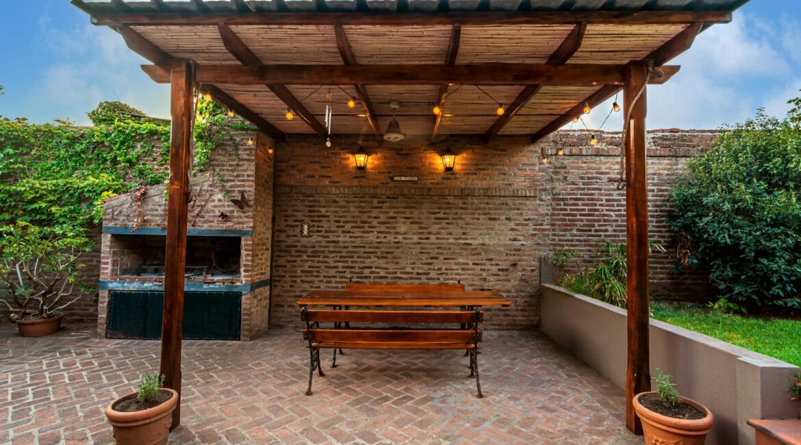 outdoor table