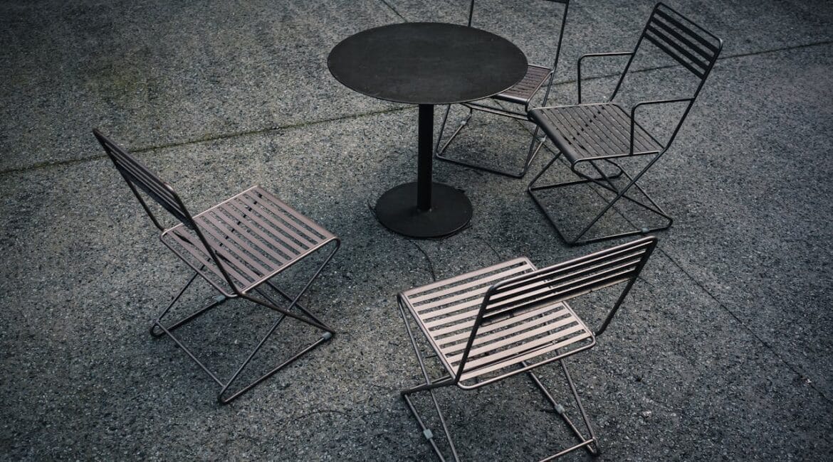 bistro set