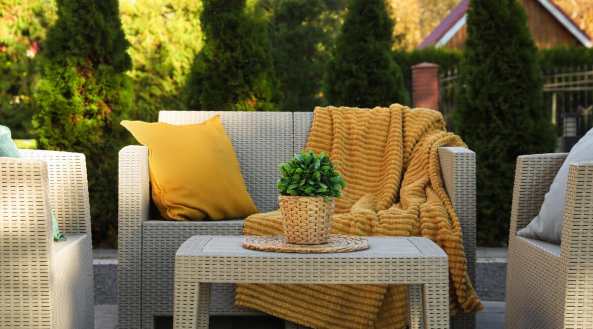 2025 Outdoor Furniture Trends Jacksonville Homeowners Will Love