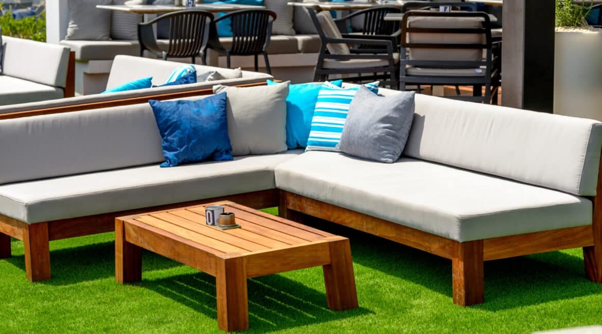 How Much Should You Spend on Patio Furniture in Jacksonville?