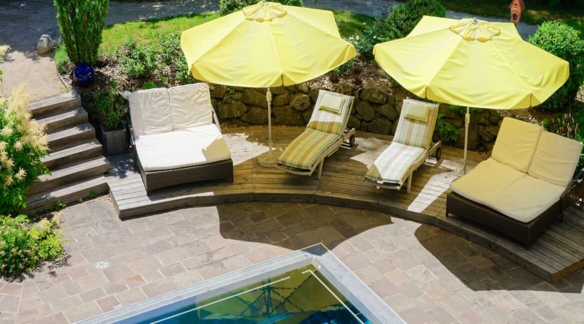 pool furniture