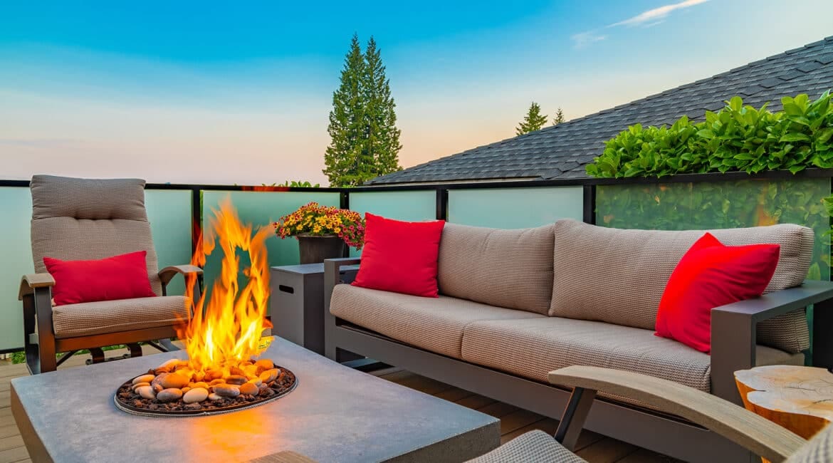 How to Create a Coastal Vibe with Outdoor Furniture in Jacksonville — Florida