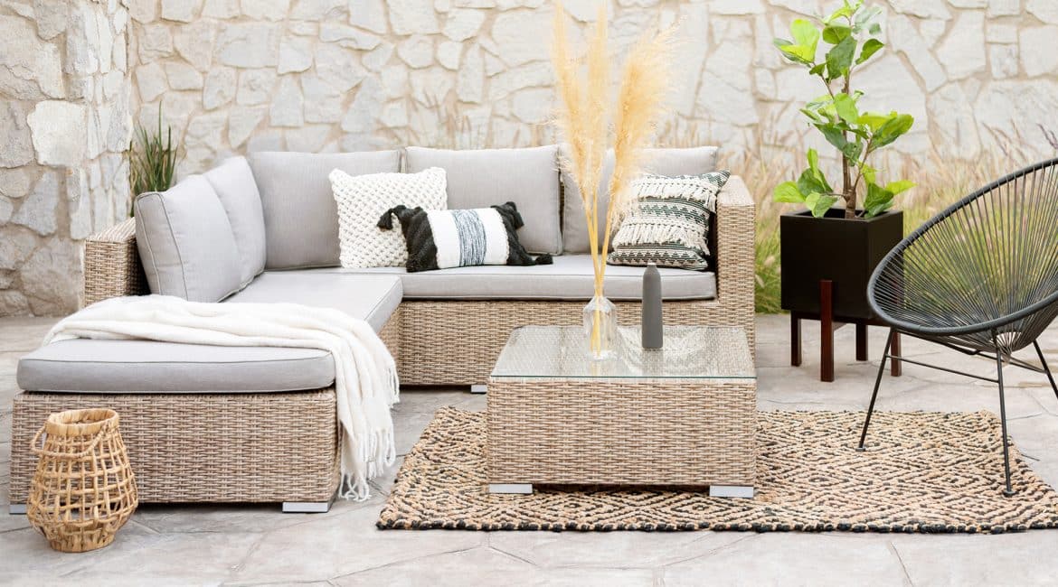 “UV-Protected Furniture: Keeping Your Outdoor Set Vibrant in the Florida Sun”
