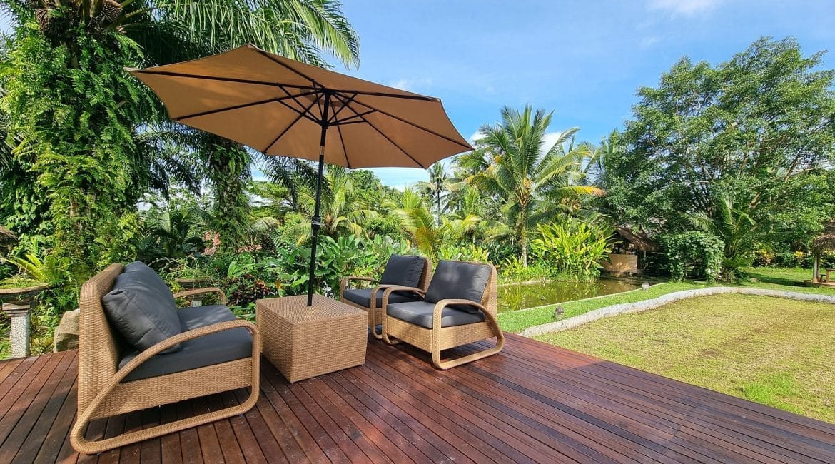 “Why Poly Lumber Furniture Is Perfect for Fort Myers Homes” — Florida