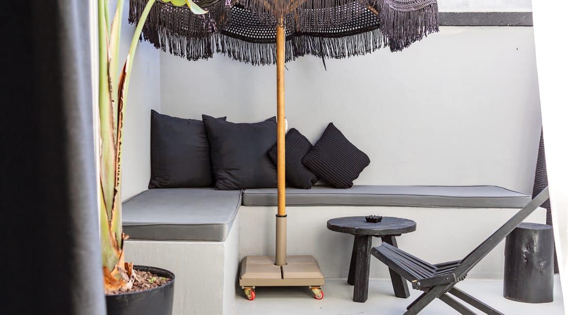 “Outdoor Living Trends 2025: What’s Hot in Fort Myers Patio Design” — Florida