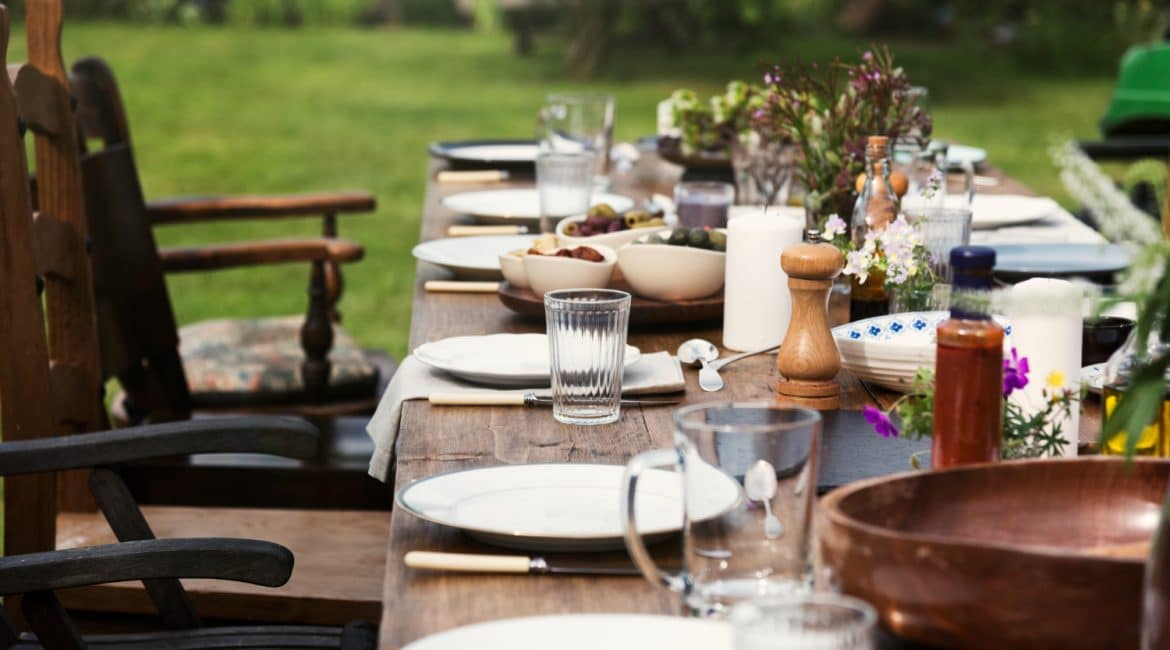 outdoor dining sets