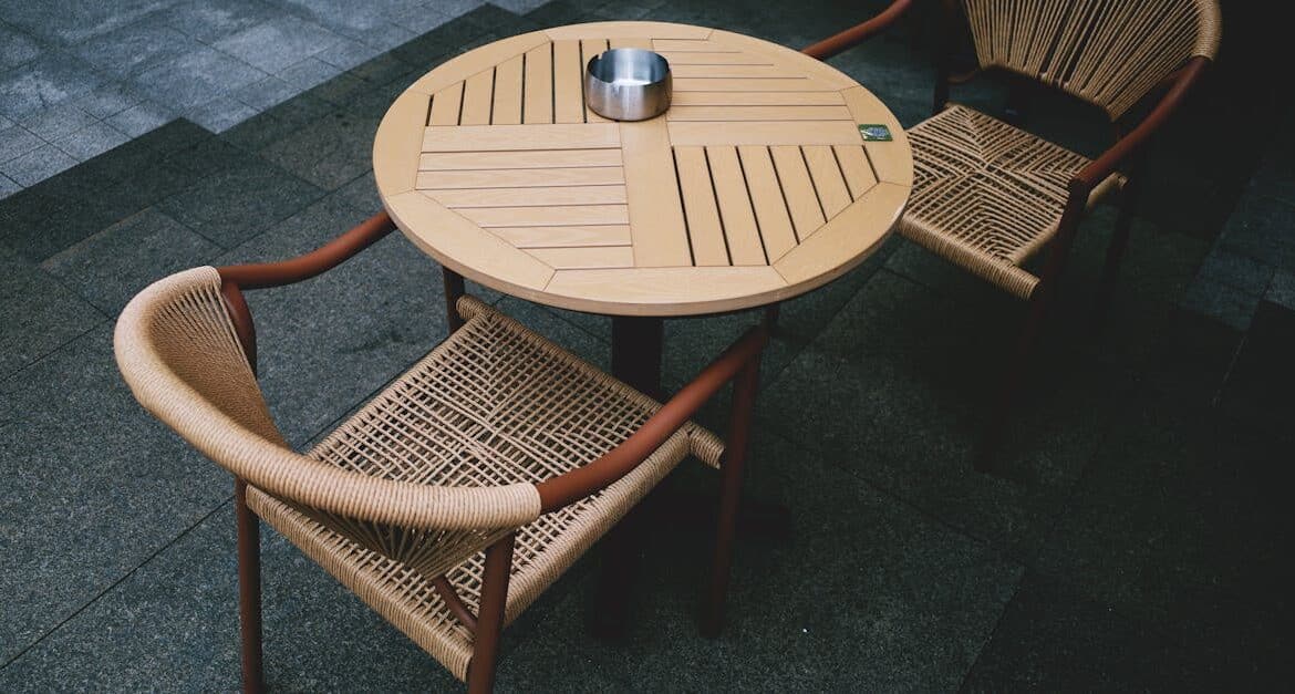 Two tone aluminum patio furniture frames