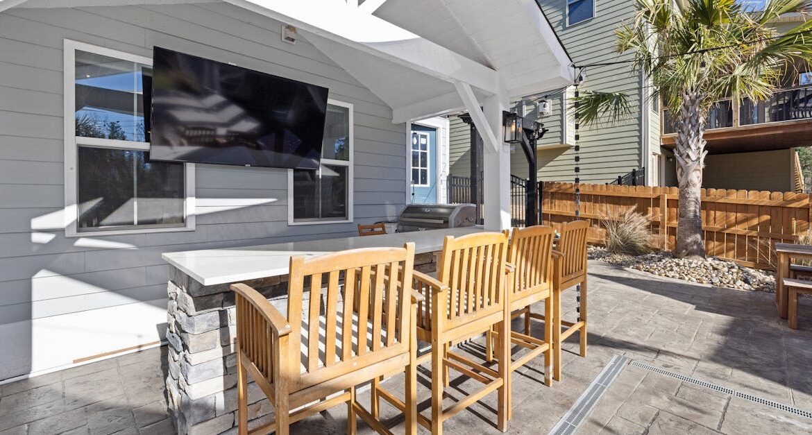Outdoor home bar furniture setup ideas