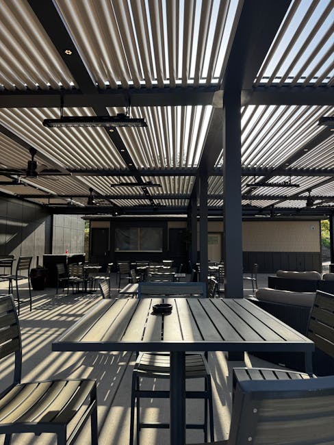 Outdoor sectional seating arrangement on a screened Florida lanai with powder-coated aluminum frame