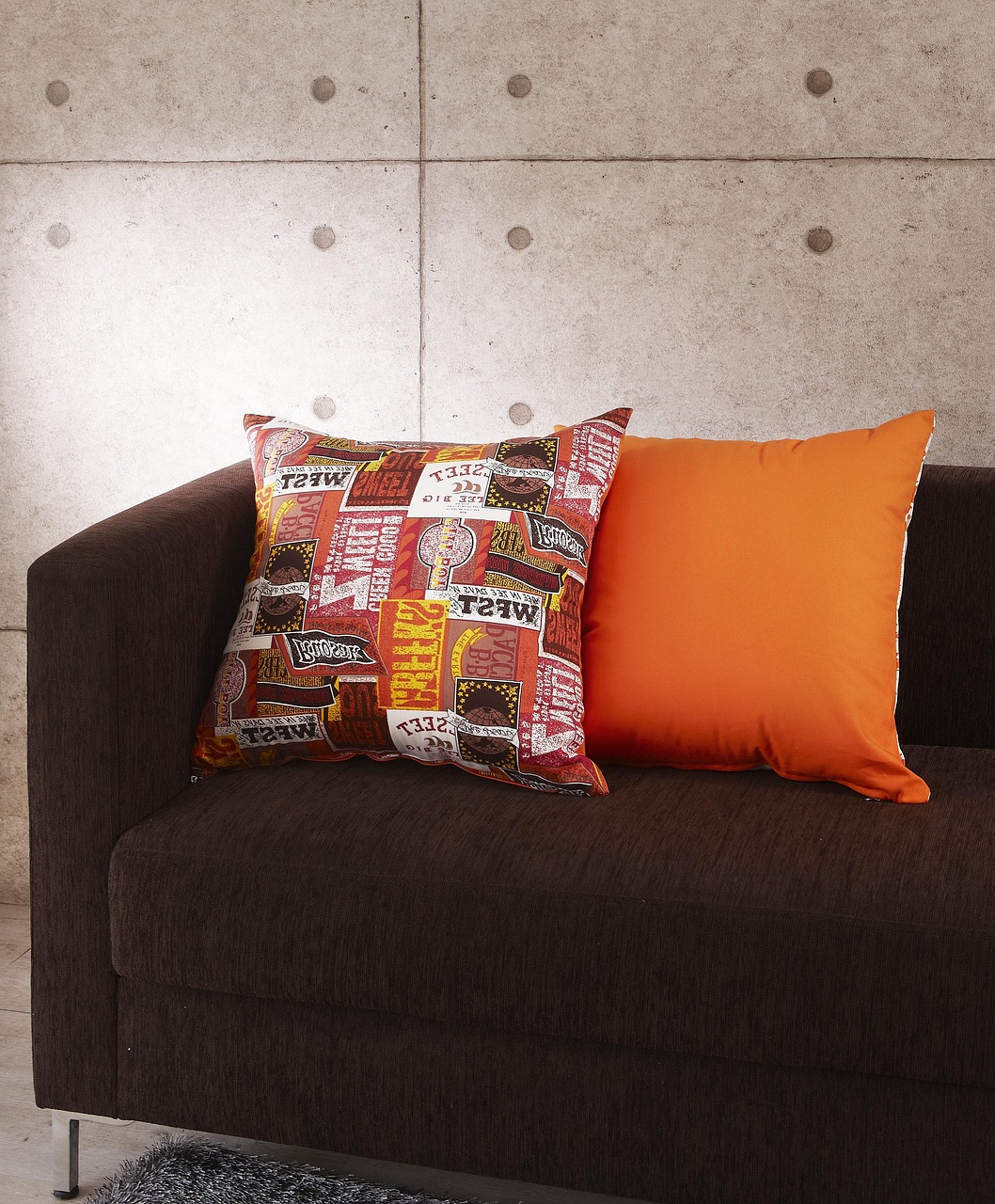 Sunbrella-fabric cushions on an HDPE patio sectional near a Florida beachfront with palm trees